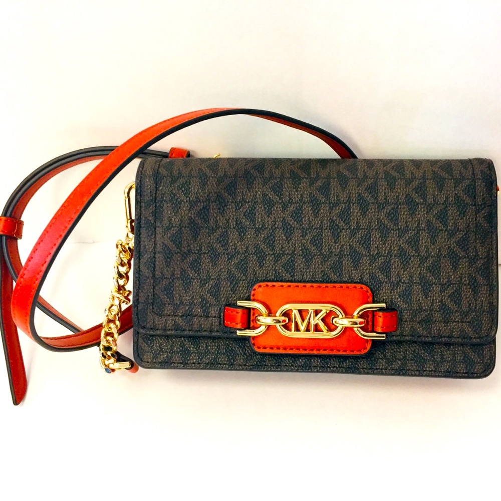 NWT MIchael Kor